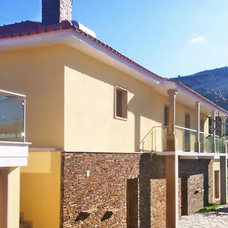 Do Valbom E Cuco 乡村民宿