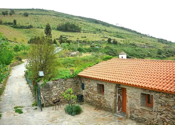 Do Valbom E Cuco カントリーハウス トーレ・デ・モンコルヴォ