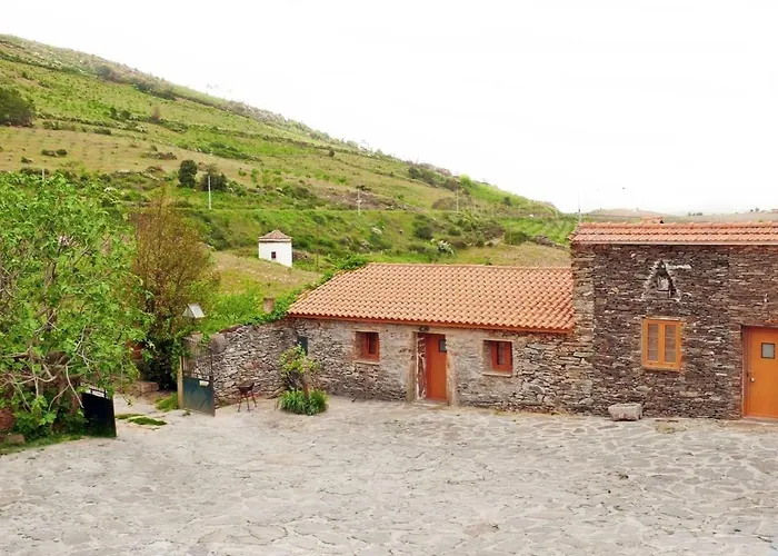 Do Valbom E Cuco 토레드몽코보